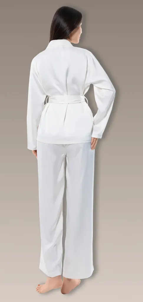 E Off-WHITE SILK ROBE